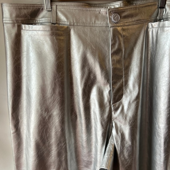 Maeve THE ETTIE HIGH-RISE CROP WIDE-LEG PANTS: METALLIC FAUX-LEATHER EDITION 26W - Picture 7 of 13